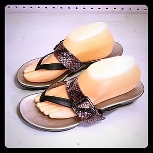 BANDOLINO MULTI-COLOR SANDALS